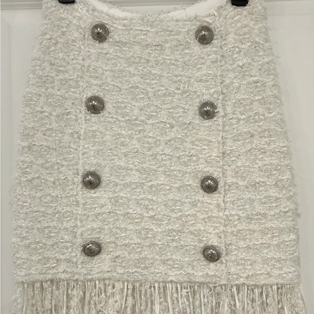 Beautiful white Balmain skirt with silver buttons and metallic threads.